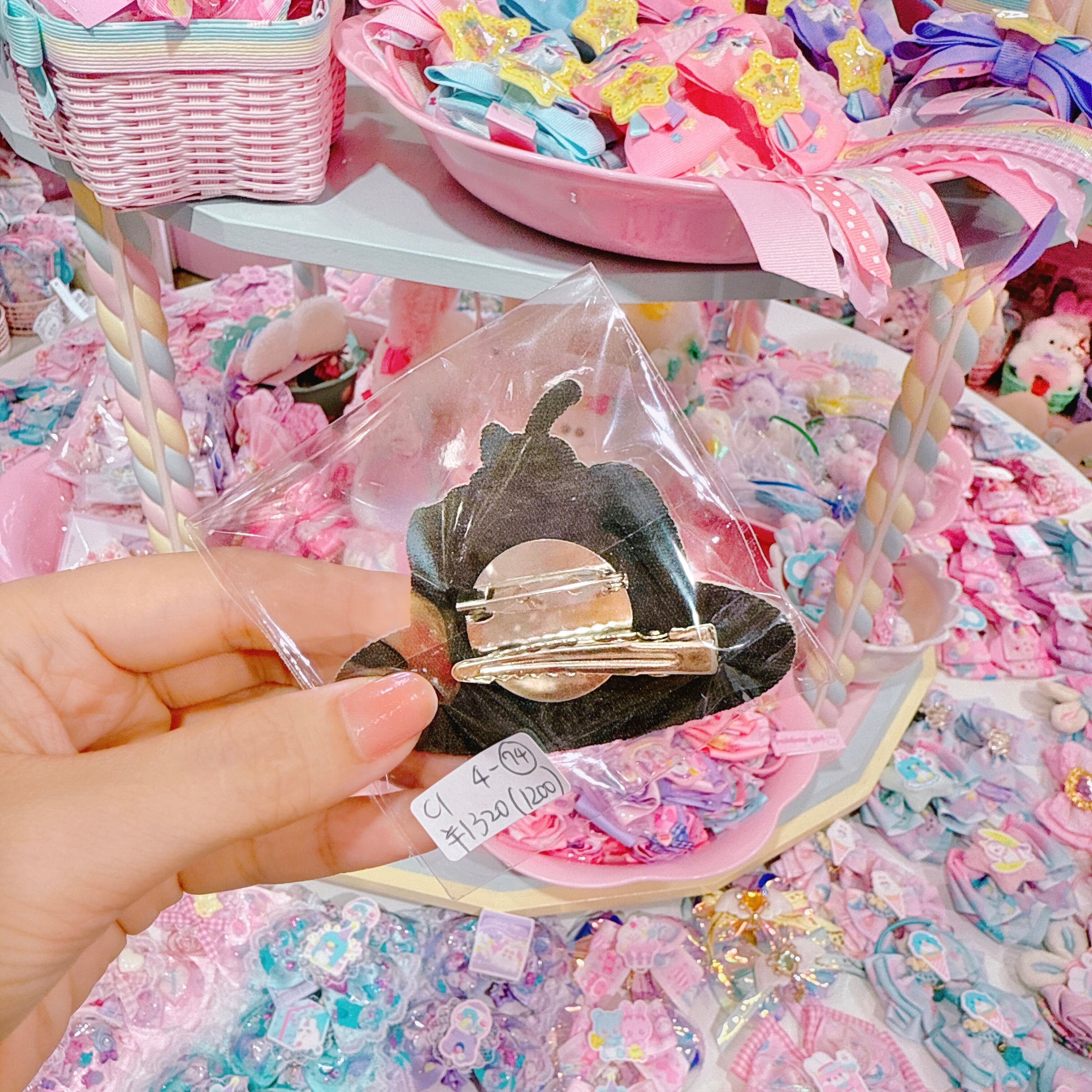 【C1】4-74クリップブローチ