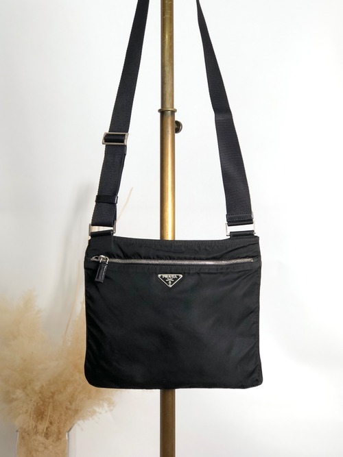 PRADA プラダ ショルダーバッグ ブラック トライアングルロゴ ナイロン vintage ヴィンテージ オールド mdycd2