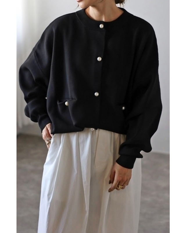 パールボタンカーディガン