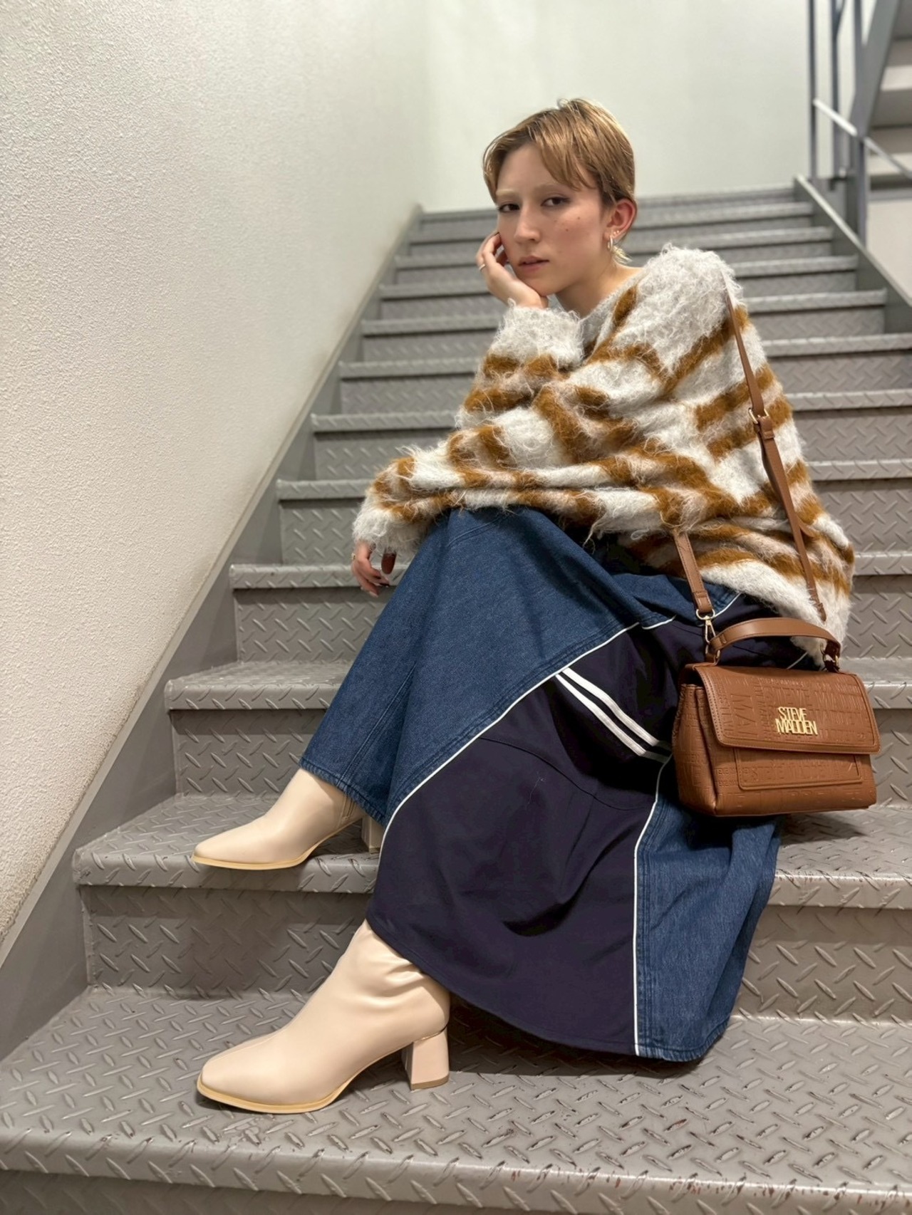 【STEVE MADDEN】ロゴハンドバッグ