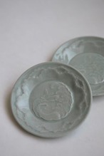 田村文宏 Fumihiro Tamura - 青磁波兎文皿 Celadon plate