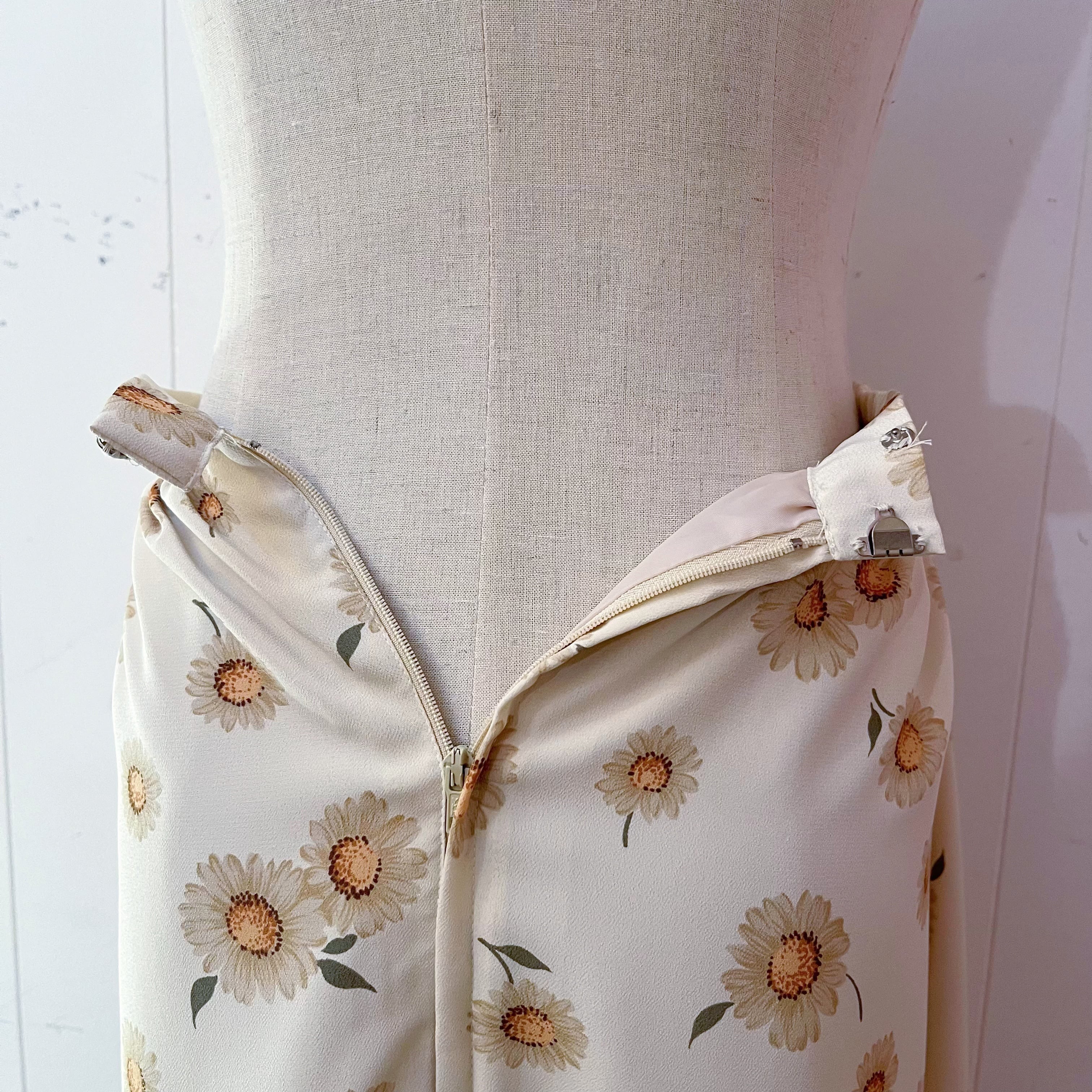 cream marguerite gather skirt