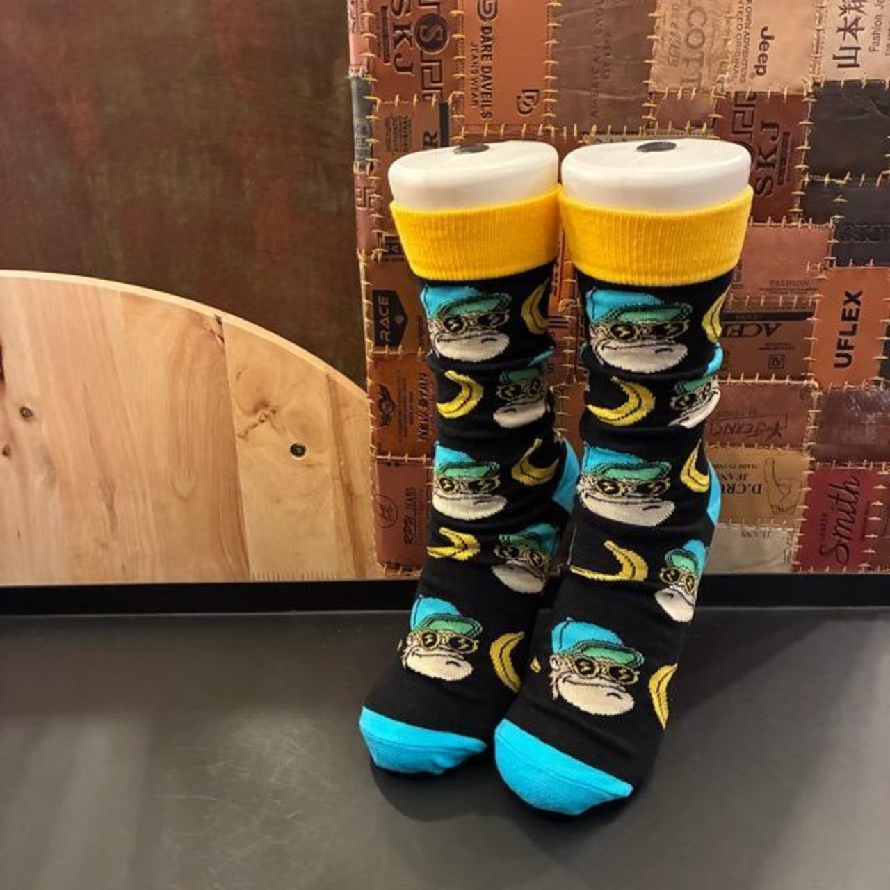 TOPANGA SOCKS Lady's　Art Socks Funky Monkey Black