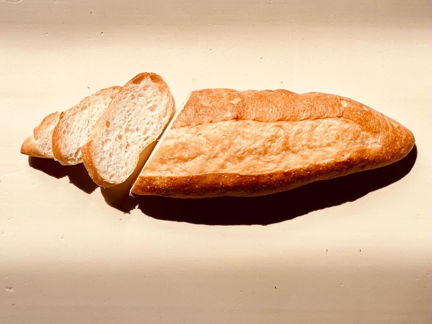 ソフトフランス 12本入り／国産 冷凍パン プロ仕様 八戸朝市 夜食 保存