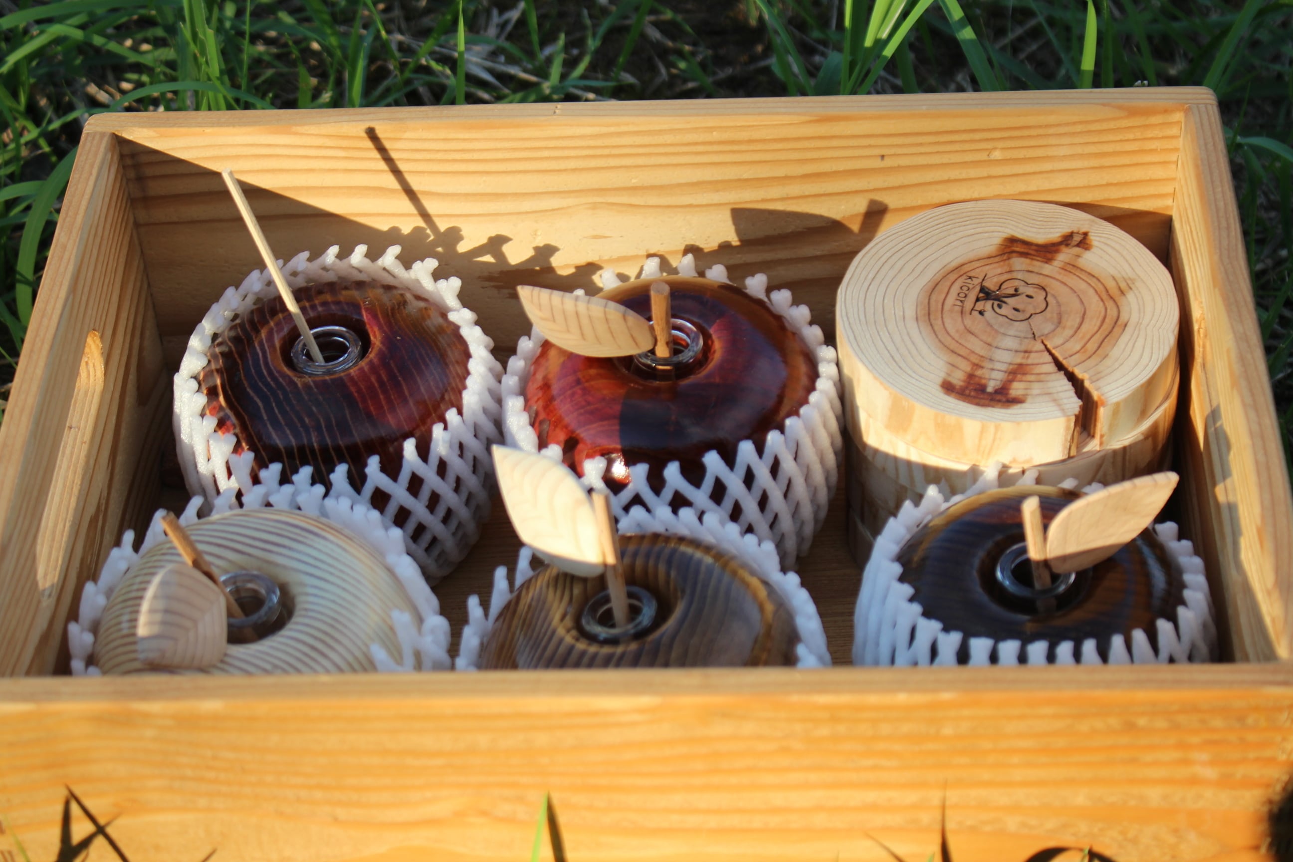 木製りんごのアロマスタンド【kicori】木工雑貨 ディフューザー