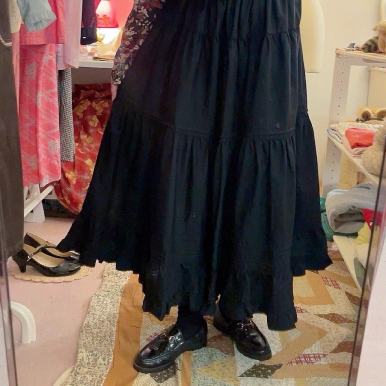 KETTY / black frill tiered skirt