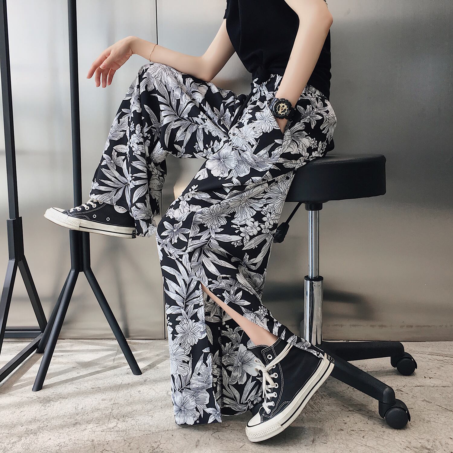 2025AW gotohollywood 花テープワイドパンツ01.150 大人フラワー柄 ワイドパンツ スリット入り ボタニカル 花柄 | Shop