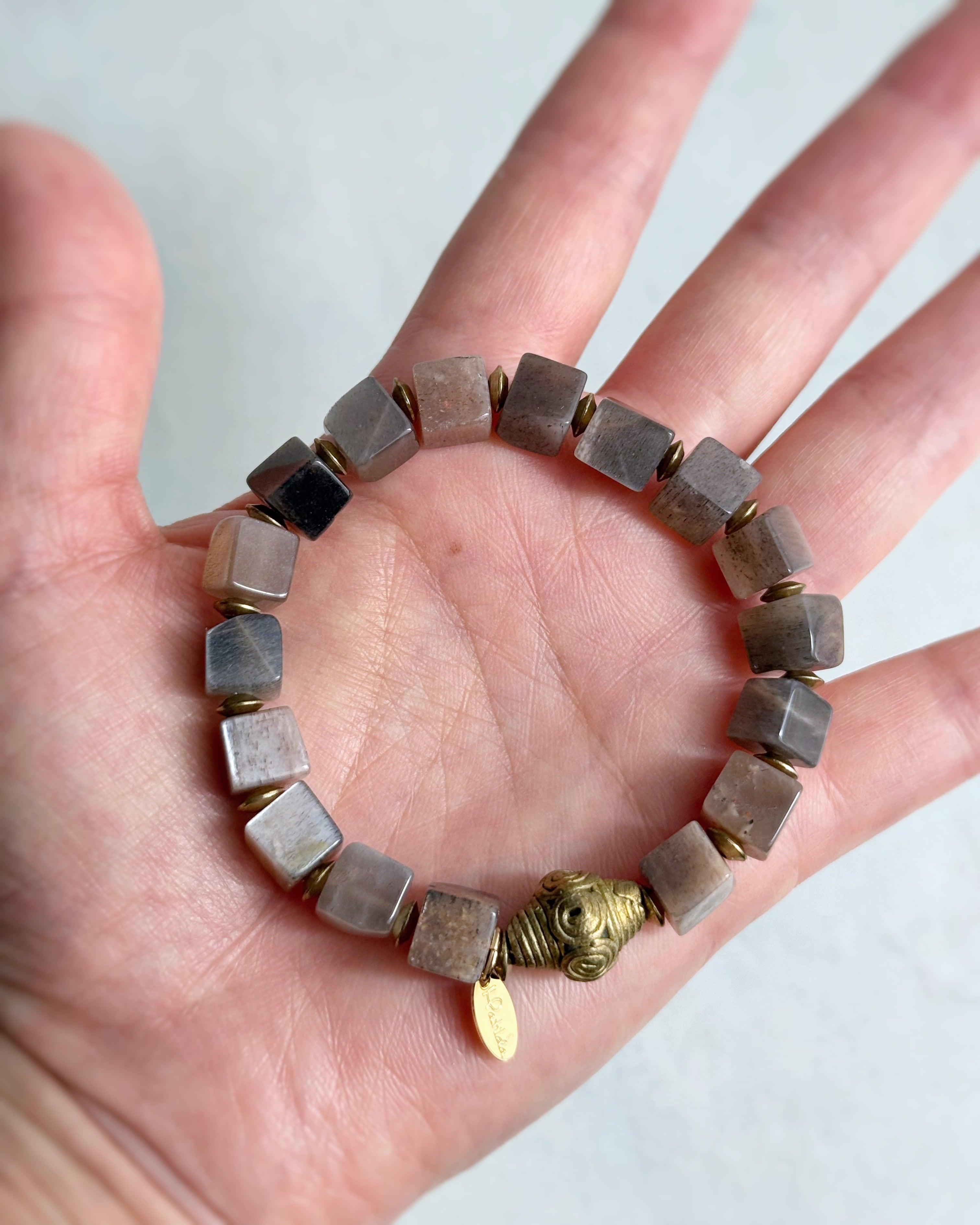 tumble bracelet(ブラックムーンストーン)