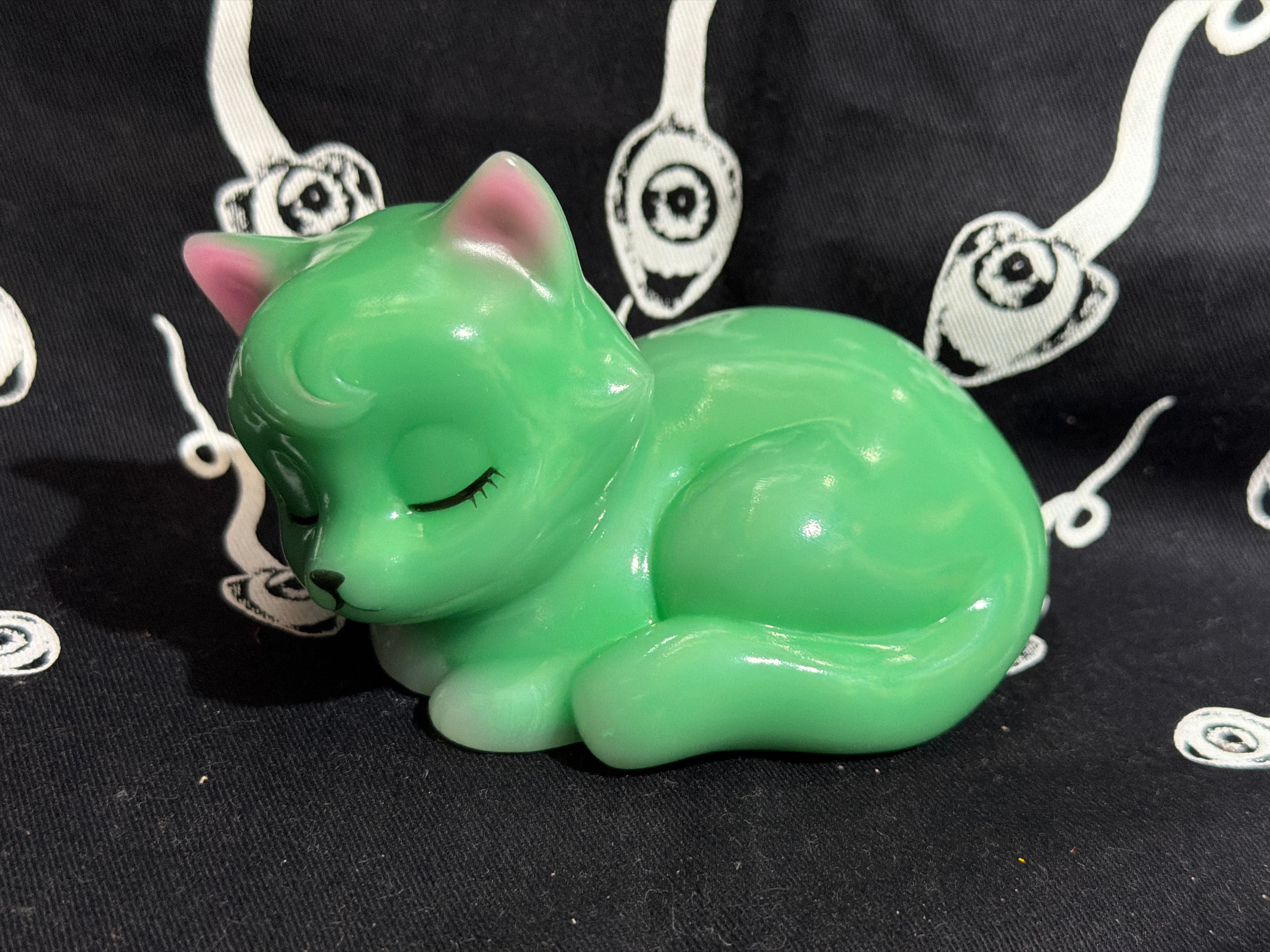 ピンクトイズ　官能ソフビ　裏春猫（蓄光）　ろくろ首素体　2体セット 裏春猫【翡翠】 | RED SHARK
