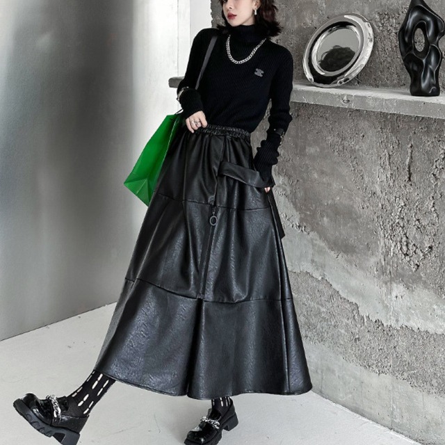 Zip-Up Eco-Leather Flared Skirt　H0204