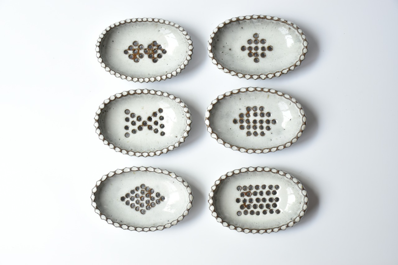 小代瑞穂窯 / 福田るい : 石ケン入 白