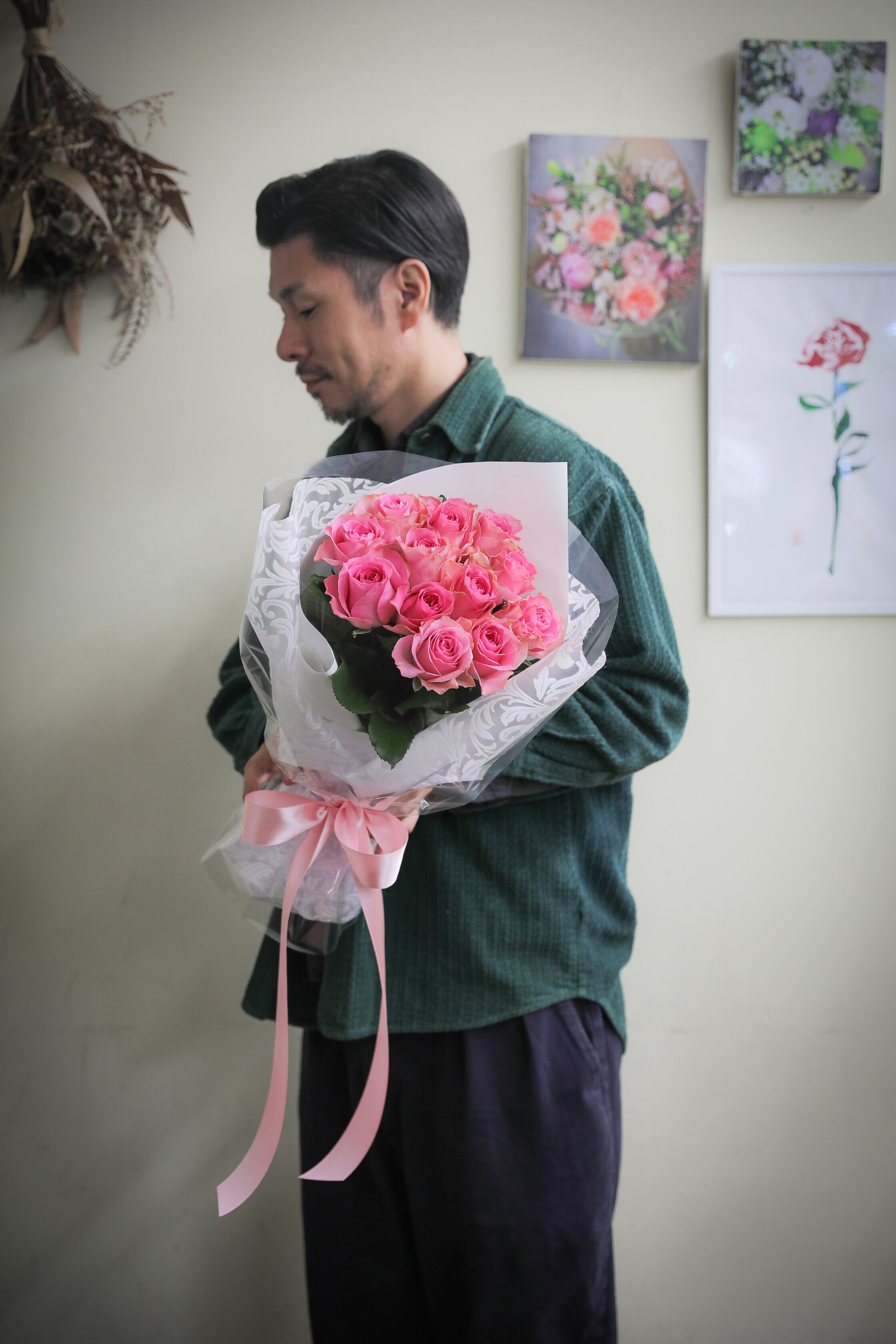 価格は1本あたり【1日1束限定・PREMIUM （PINK・生花）】12本～お