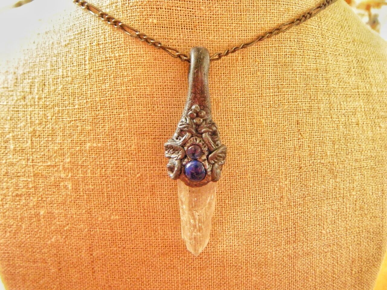 ラピスラズリxアイオライトx水晶】冒険者のお守りペンダント | 天然石