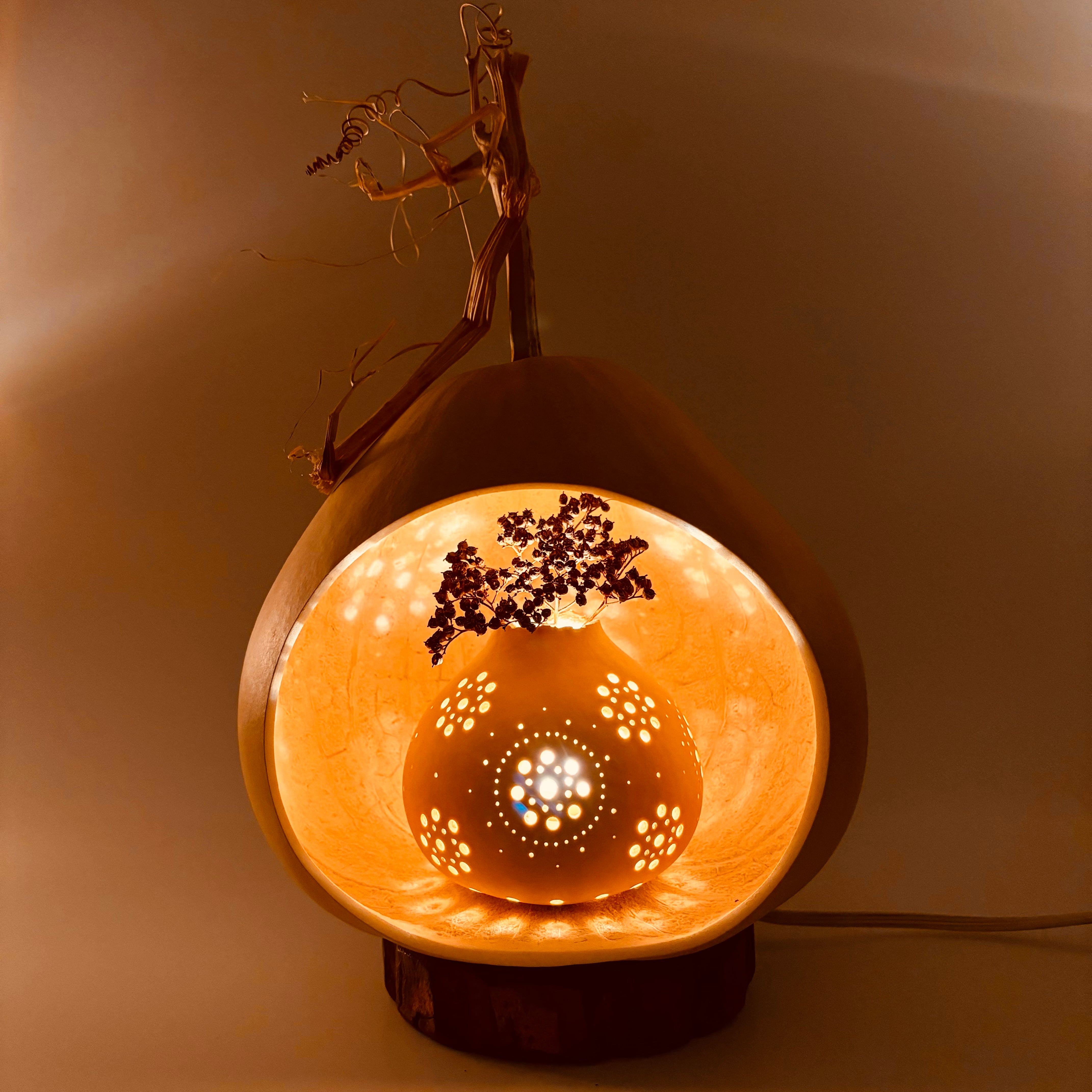 ひょうたんランプ/天井照明　エスニック照明 ・ホワイトペイント トルコ/ボドルム産　手作り　一点もの ひょうたんランプ⁄天井照明 ホワイトペイント トルコ⁄ボドルム産