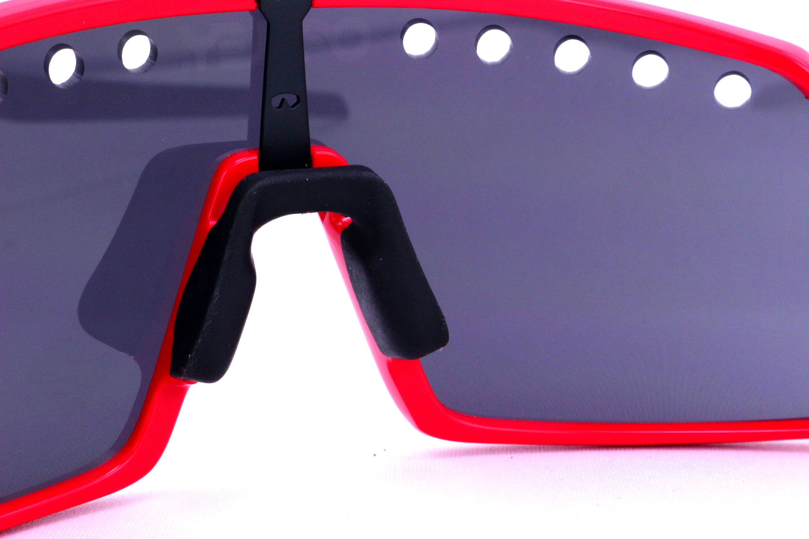 OAKLEY SUTRO(A) | GLASH OPTIQUE