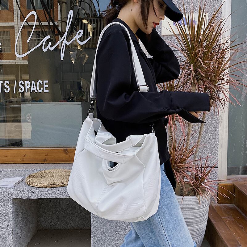 シンプルな大容量バッグレディース2020新トレンドファッションシングルショルダーメッセンジャーバッグネットセレブワイルドトートバッグ Tiancai_Wing_Bag1188308