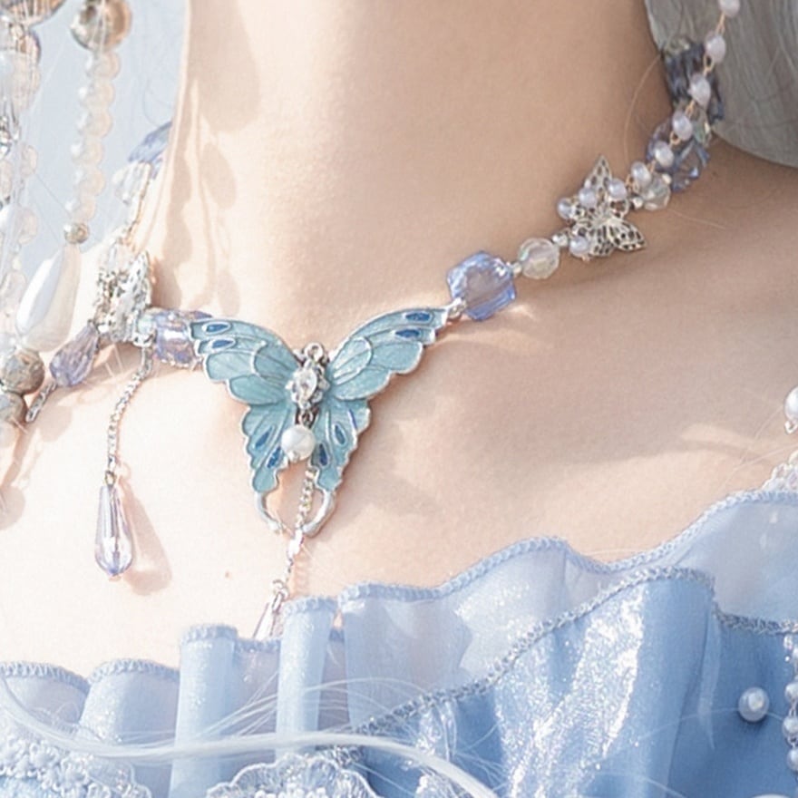 水鏡に羽ばたく蝶の祈り ブルーバタフライパールロリータネックレス
