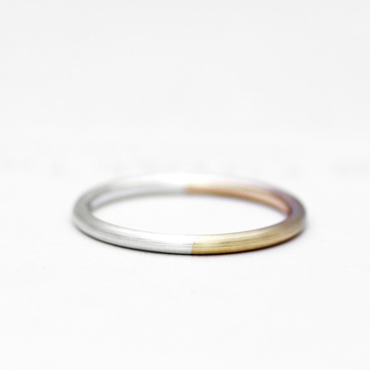 Round｜ハーフコンビリング｜SILVER925 × K10YG｜AWM-001-16 | Atelier 