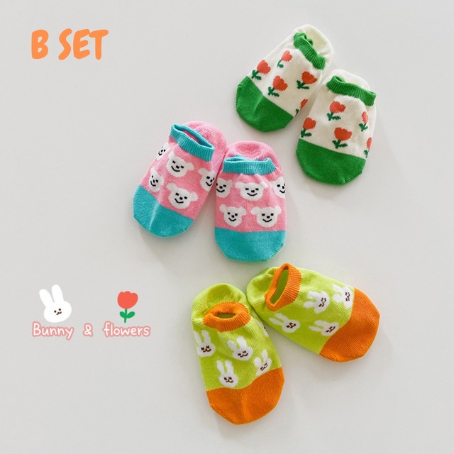 【即納】滑り止め付き 動物・フルーツ・花柄のくるぶしソックス 3足セット