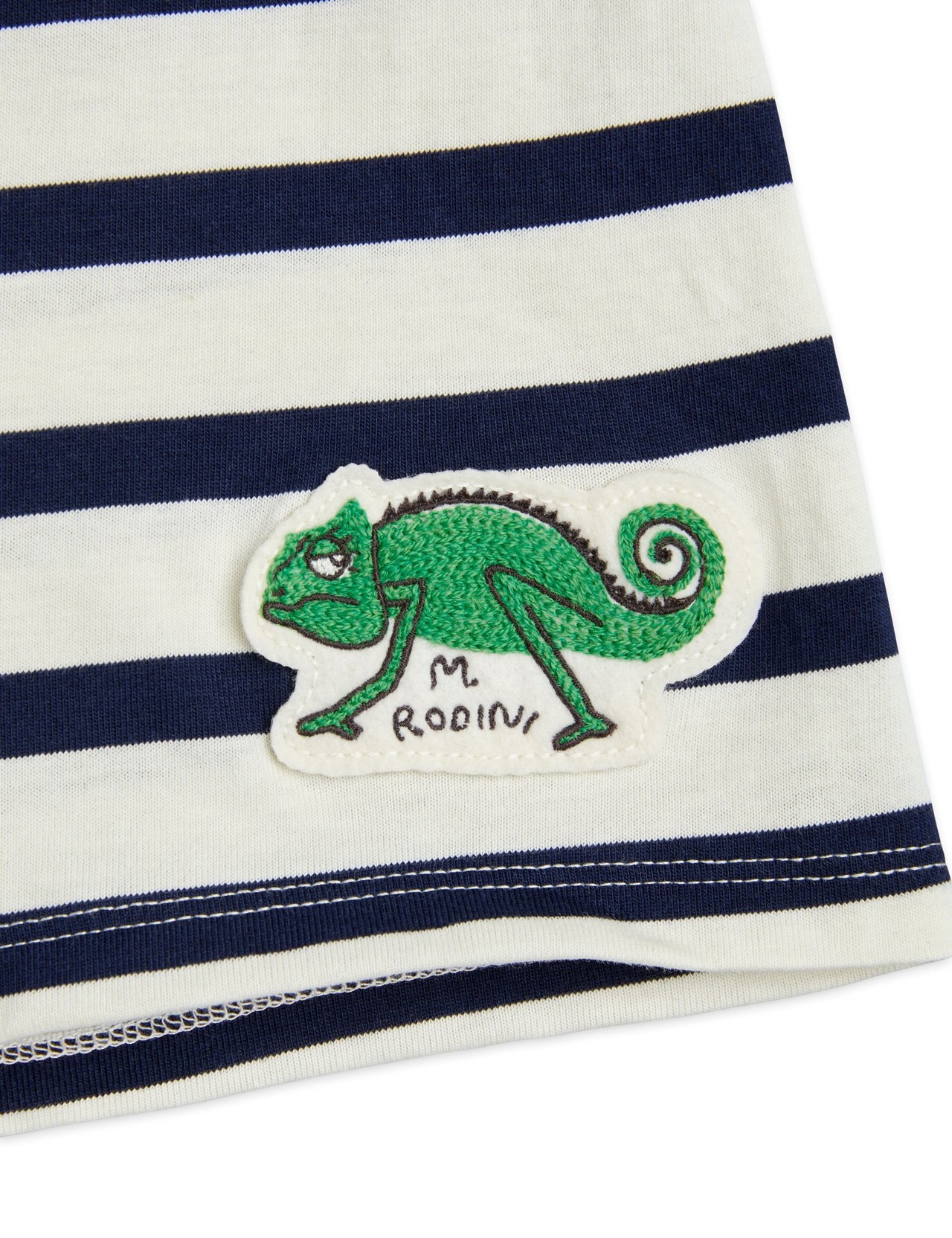 残り1点(116/122) mini rodini / Chameleon patch Shorts