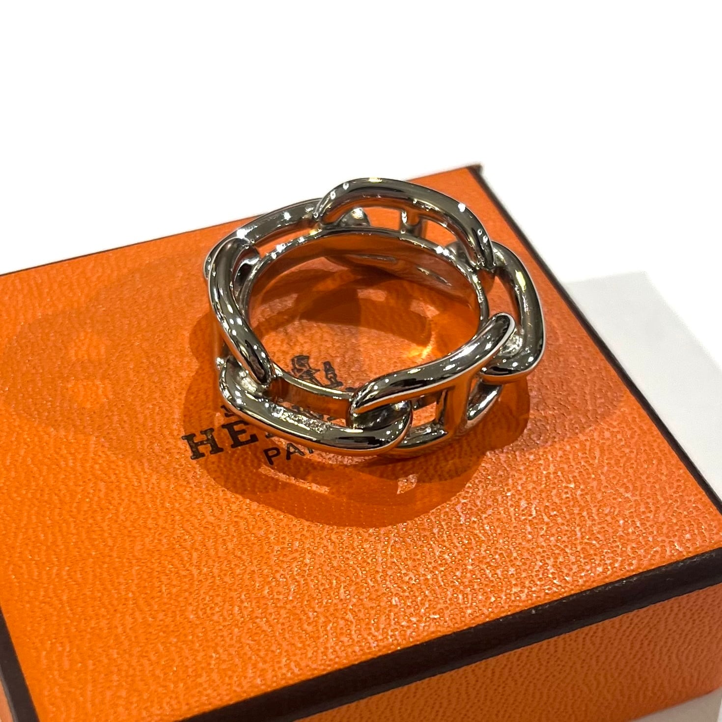HERMES】2439 アレンジ無限 再入荷 VINTAGE シェーヌダンクル カレ