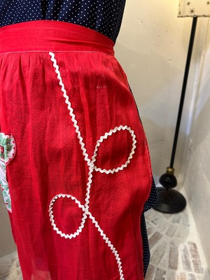 Vintage holly motif Christmas apron