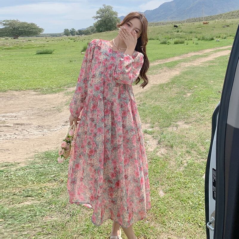 ワンピース レディース シフォンワンピース ロングワンピース ロング ロング丈 長袖 ラウンドネック Aライン シフォン かわいい 大人可愛い きれいめ カジュアル エレガント 清楚 フェミニン おしゃれ 綺麗 お嬢様 おとな こなれ感 ラフ ラブリー キュート ガーリー ルーズ 個性的 アンティーク 華やか 花柄 小花柄 フラワー 花 学生 デート お出かけ 女子会 休日 イベント リゾート 散歩 カフェ巡り 街歩き 公園デビュー フリーサイズ モテ 夏 ピンク アプリコット 10代 20代 30代