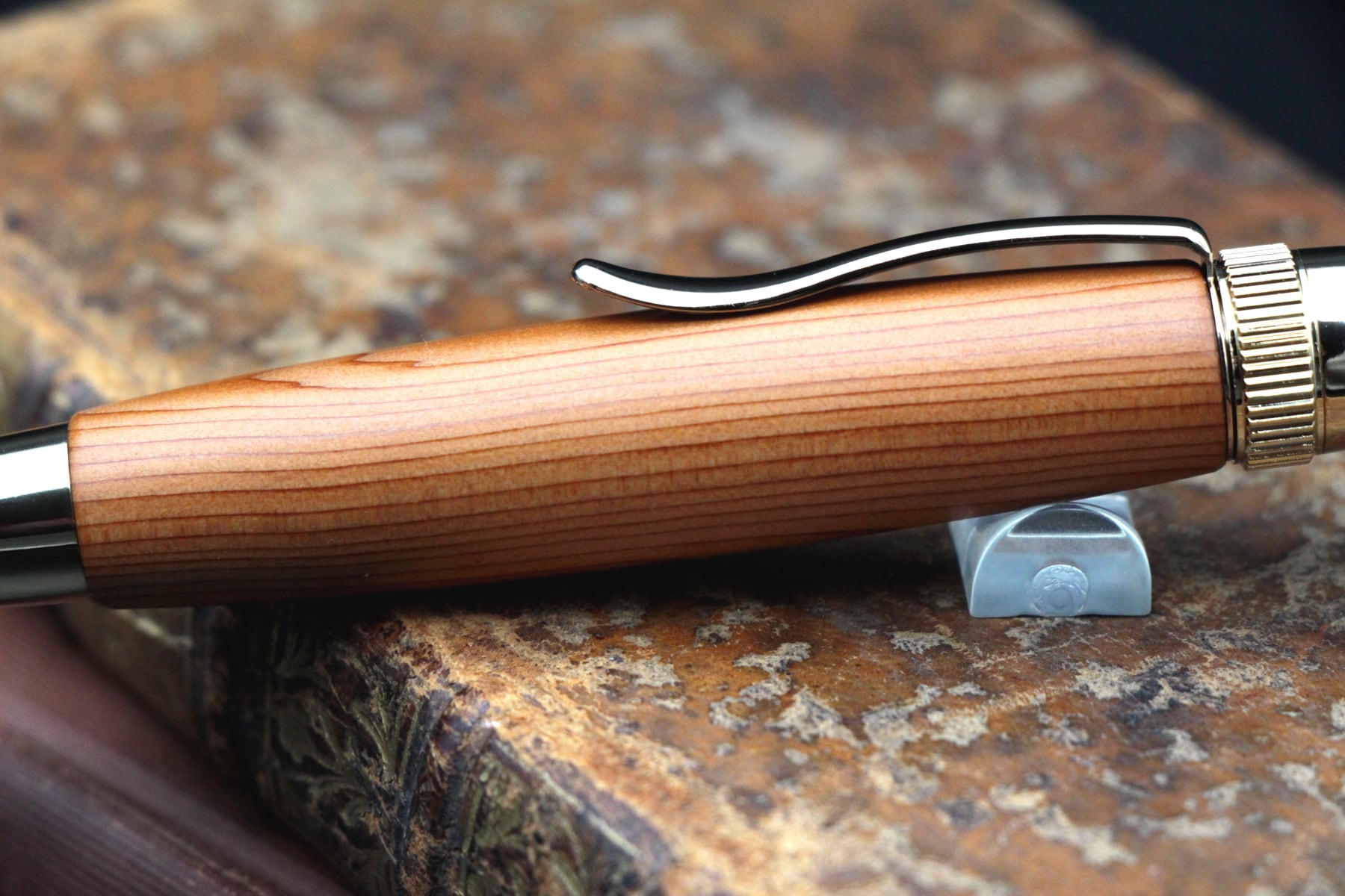 学業成就 合格必勝 一位の木/イチイ ゴールド金具・Chouette」木軸ペン