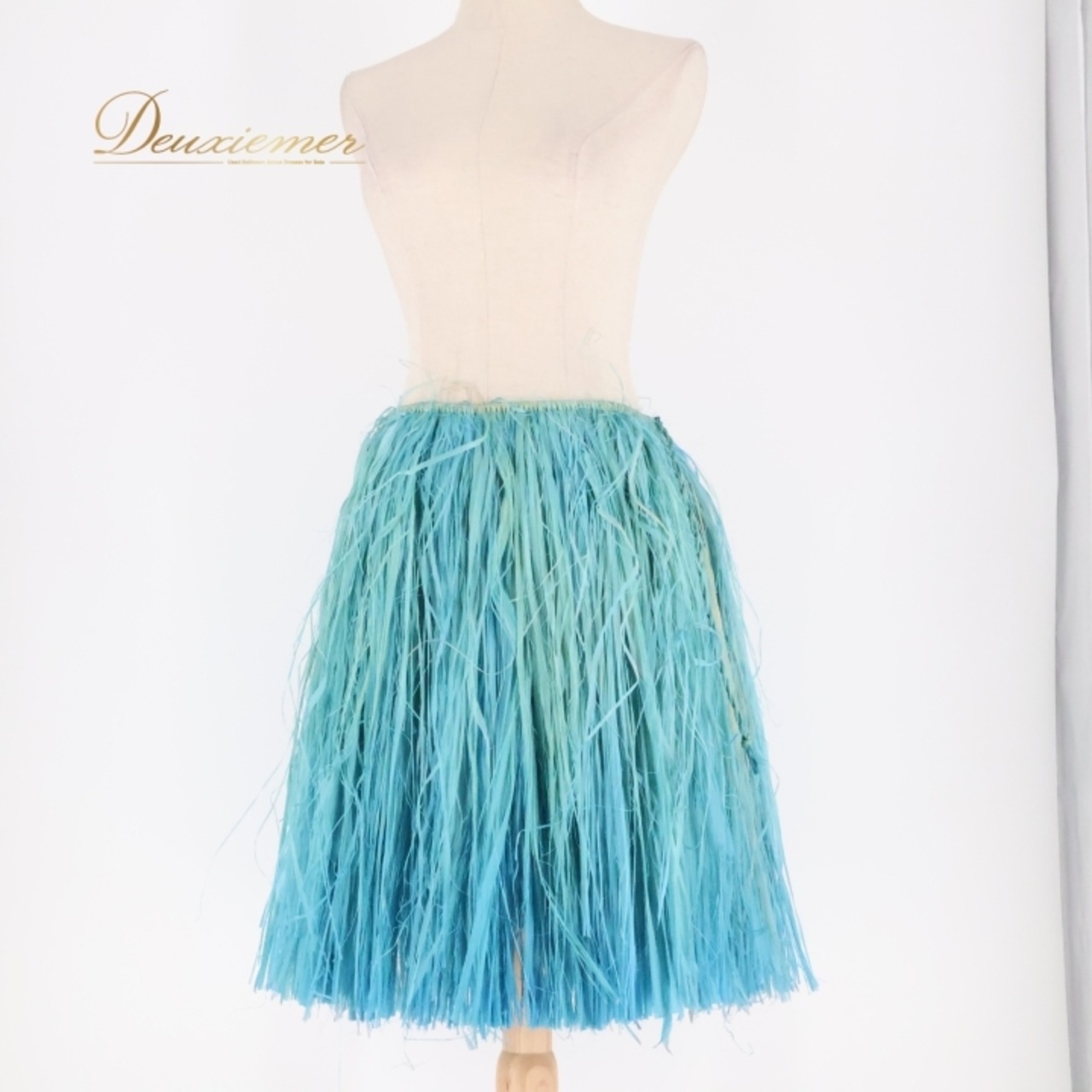 フラダンス 衣装 モレ グリーン系 腰みの ショート丈 スカート タヒチアン 紐 モレスカート 華やか 鮮やか 明るい かわいい 緑 青緑 青 ハワイアン アロハ ハワイアンプリント フラ ダンス レッスン 練習 イベント衣装 トロピカル フラダンスレッスン