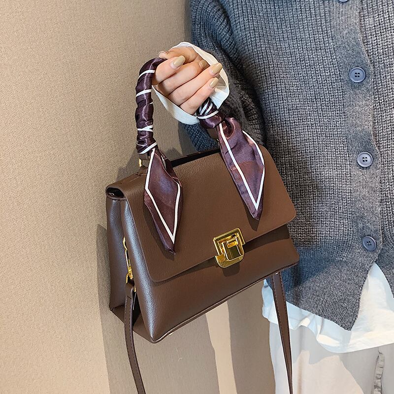 スタンダードオータムウィンタースタイル レトロ 秋物 冬物 スクウェア メッセンジャーバッグ Tiancai_Wing_Bag72947375424