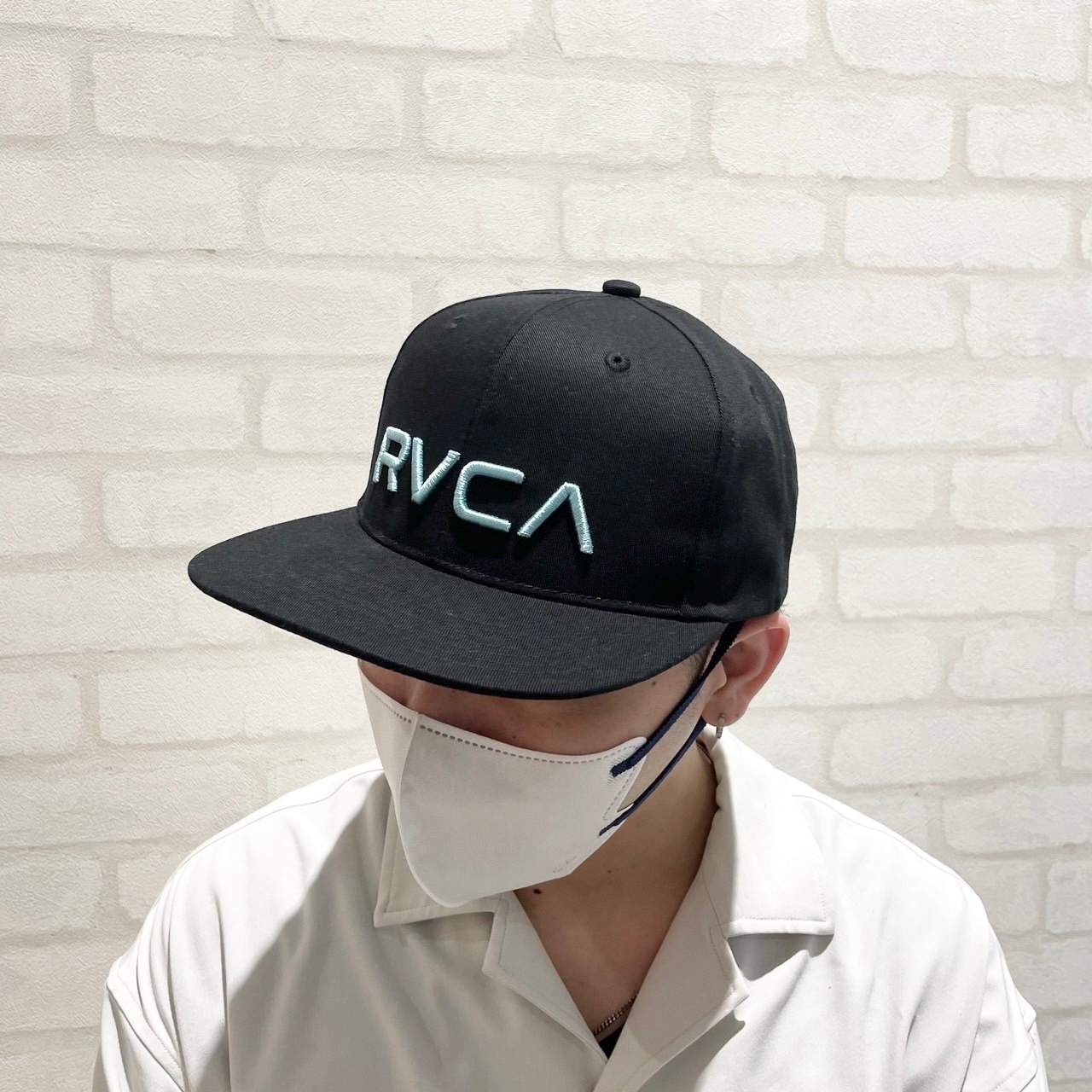 【gifthat別注】RVCA TWILL SNAPBACK