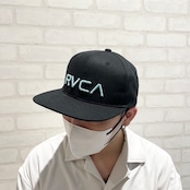 【gifthat別注】RVCA TWILL SNAPBACK