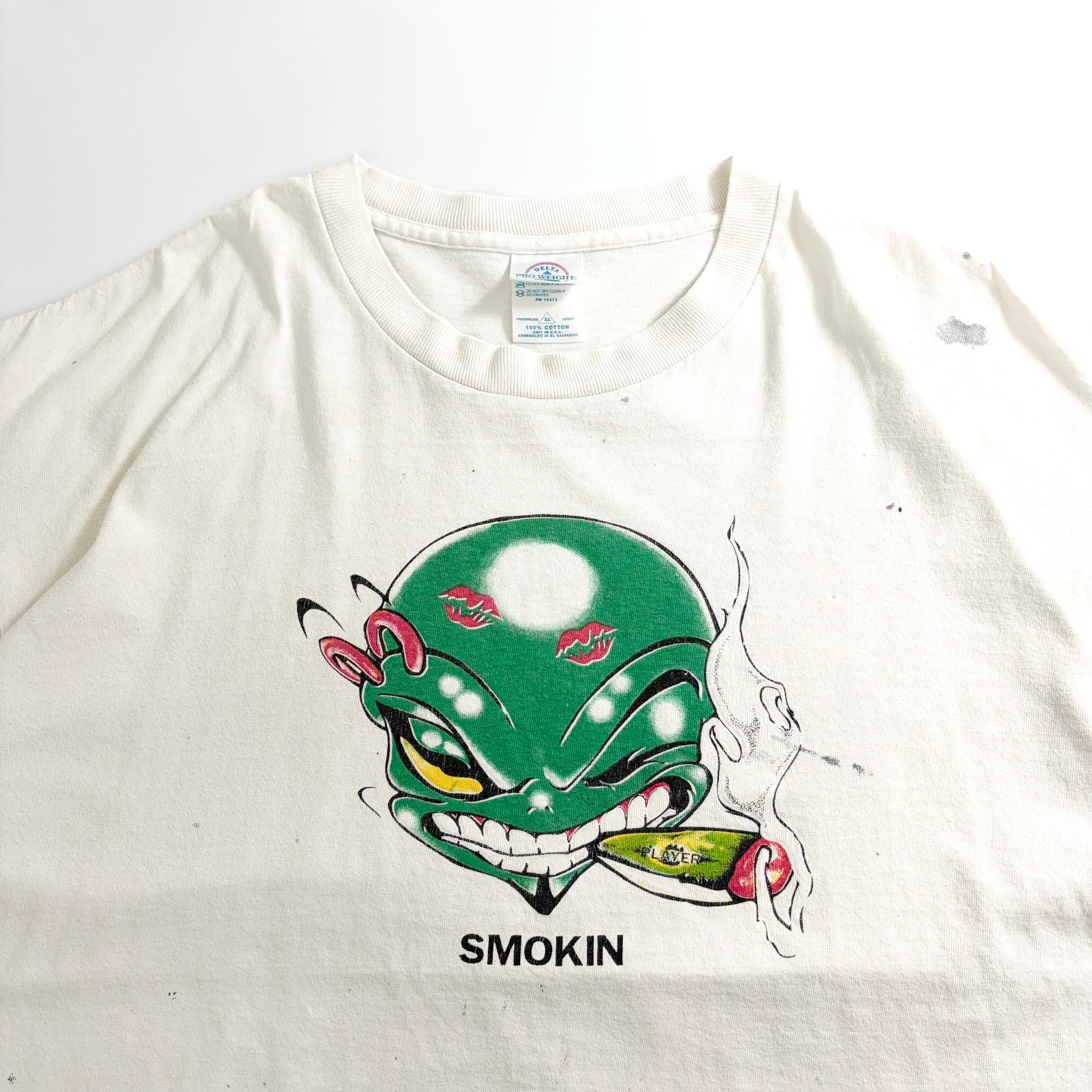 90s Smokin Alien Graphic Tee