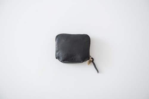 (WEB限定)  MUJI : zip wallet.