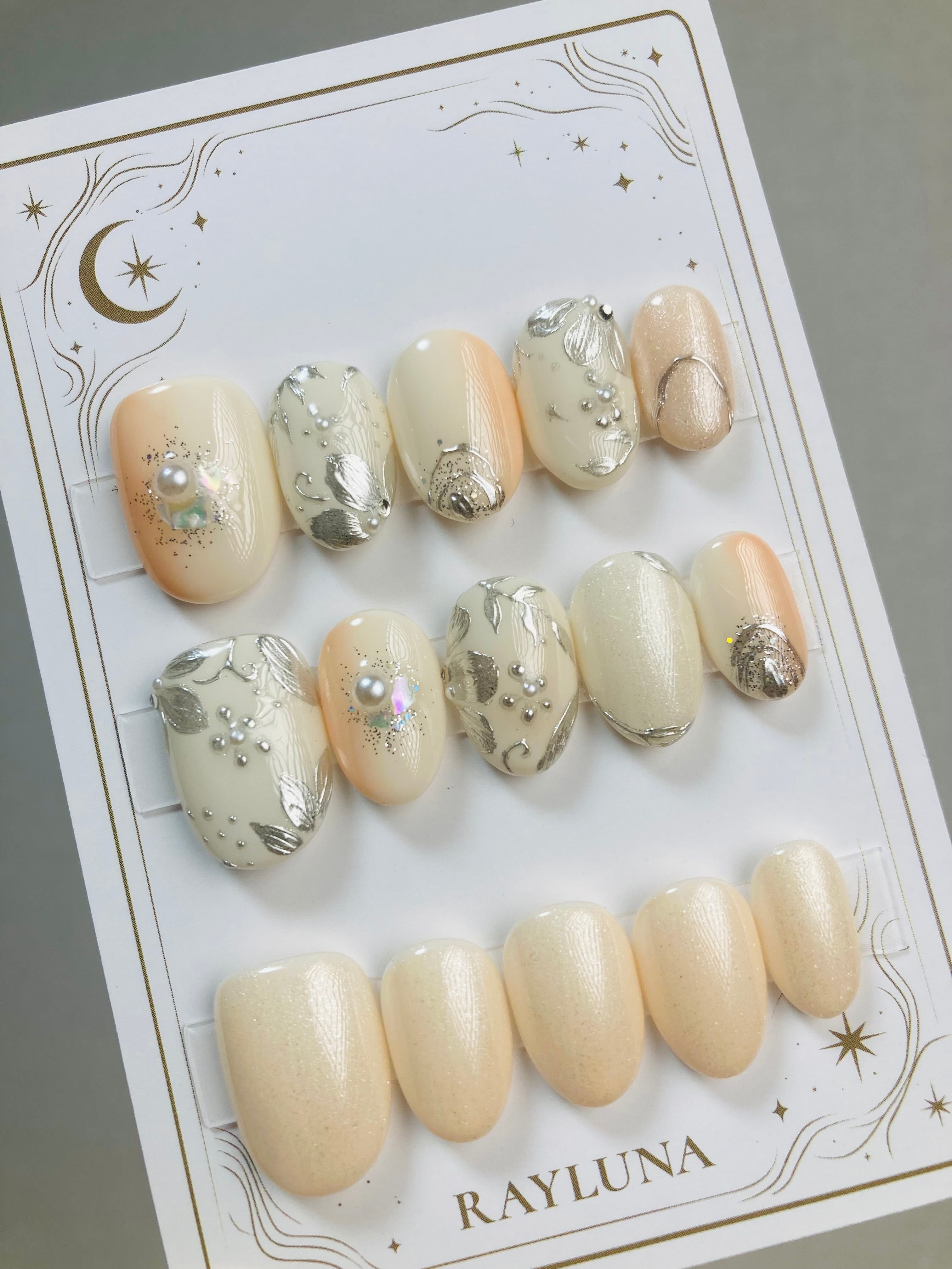 【#942】繰返し使える15枚セット【プレミアム】ネイルチップ/ピーチ ホワイト/ショートアーモンド/XY502