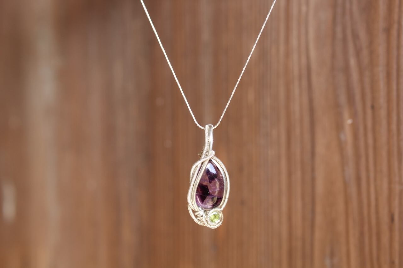 Trapiche amethyst & Facet cut Peridot silver925 wirewrapping pendant