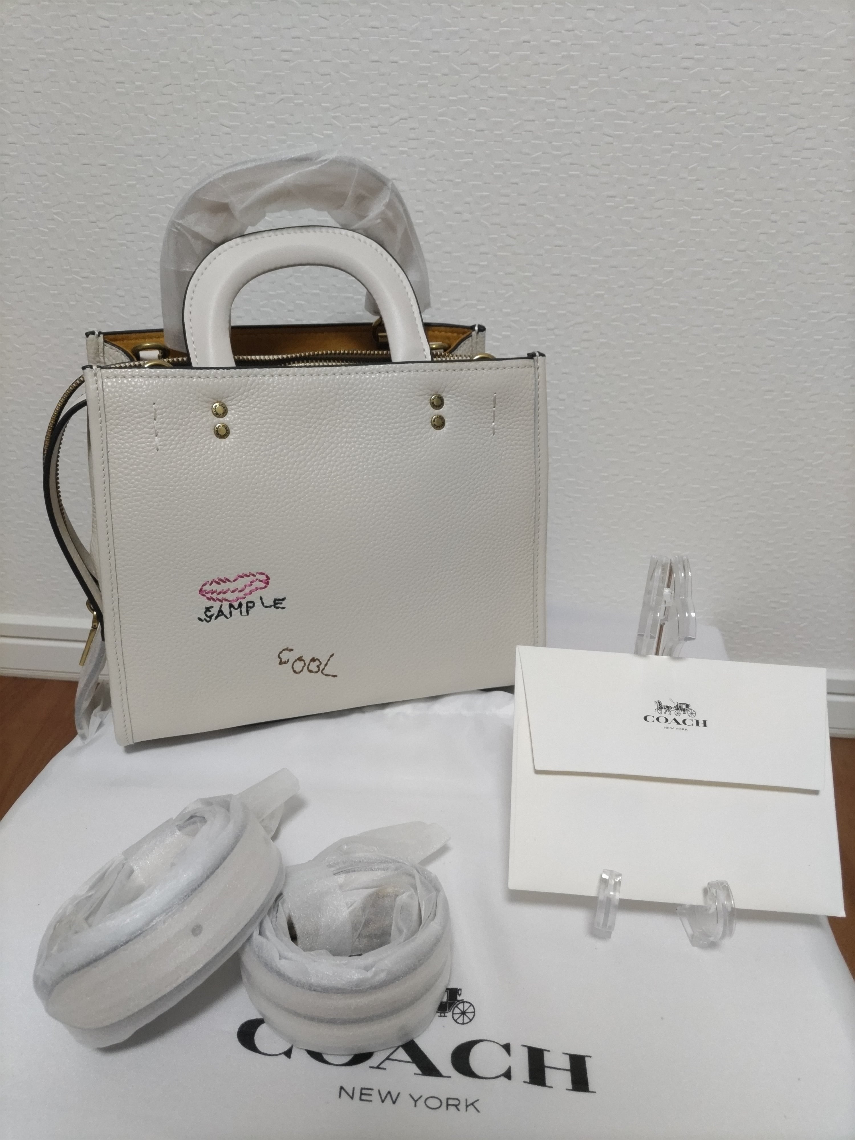COACH コーチ ローグトートエンブロイダリー 2WAYバッグ アイボリー | ebisuya. powered by BASE