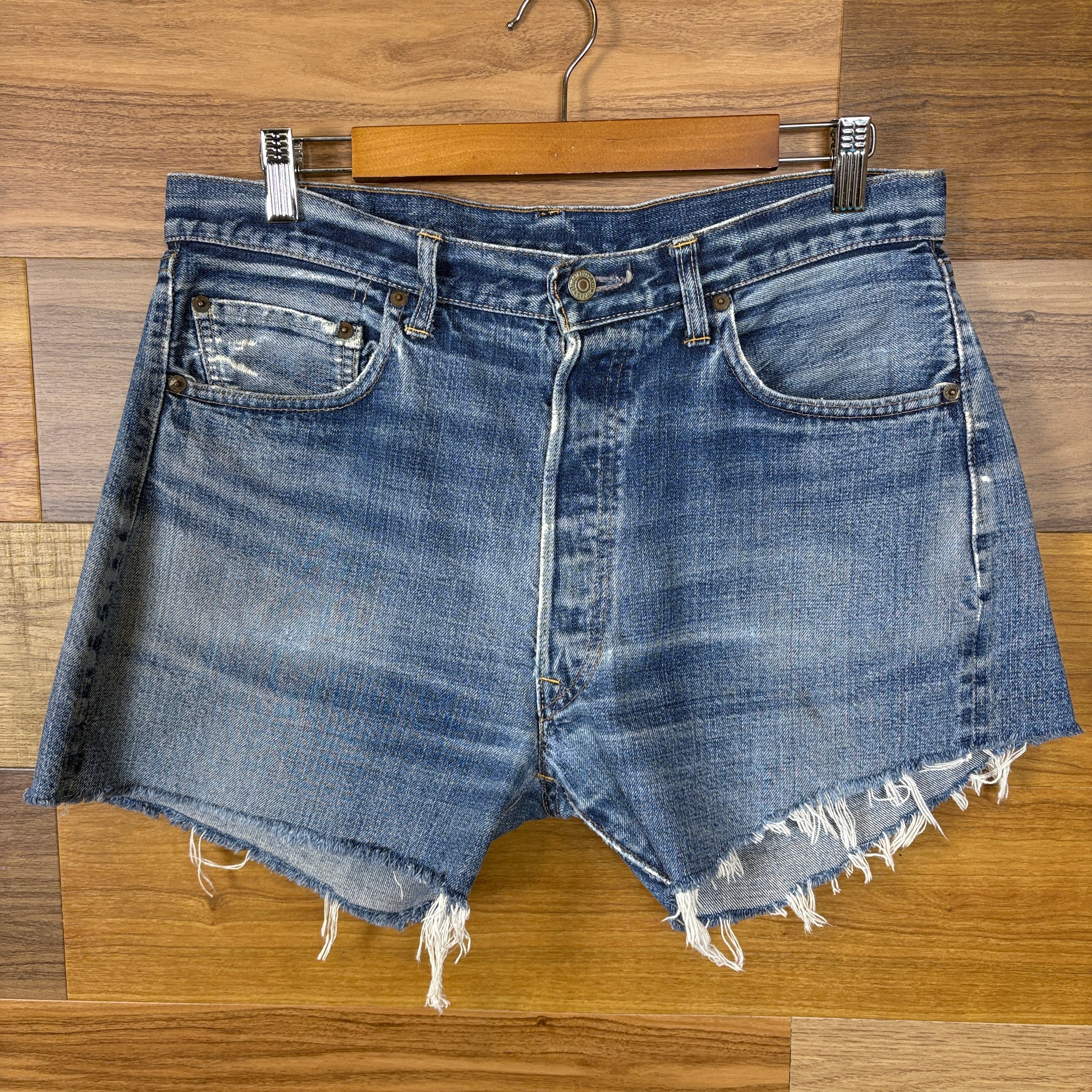 メンズ 60s LEVI'S 501 BIGE カットオフ