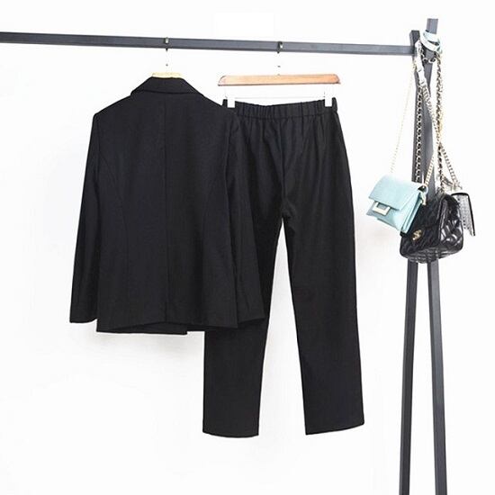 セットアップ レディース スーツ パンツスーツ レディース おしゃれ テーラードジャケット パンツ 細身パンツ 黒パンツスーツ 卒園式 卒業式 入園式 入学式 パンツスーツ 通勤 代 30代 40代 P6373 Kirari きらり