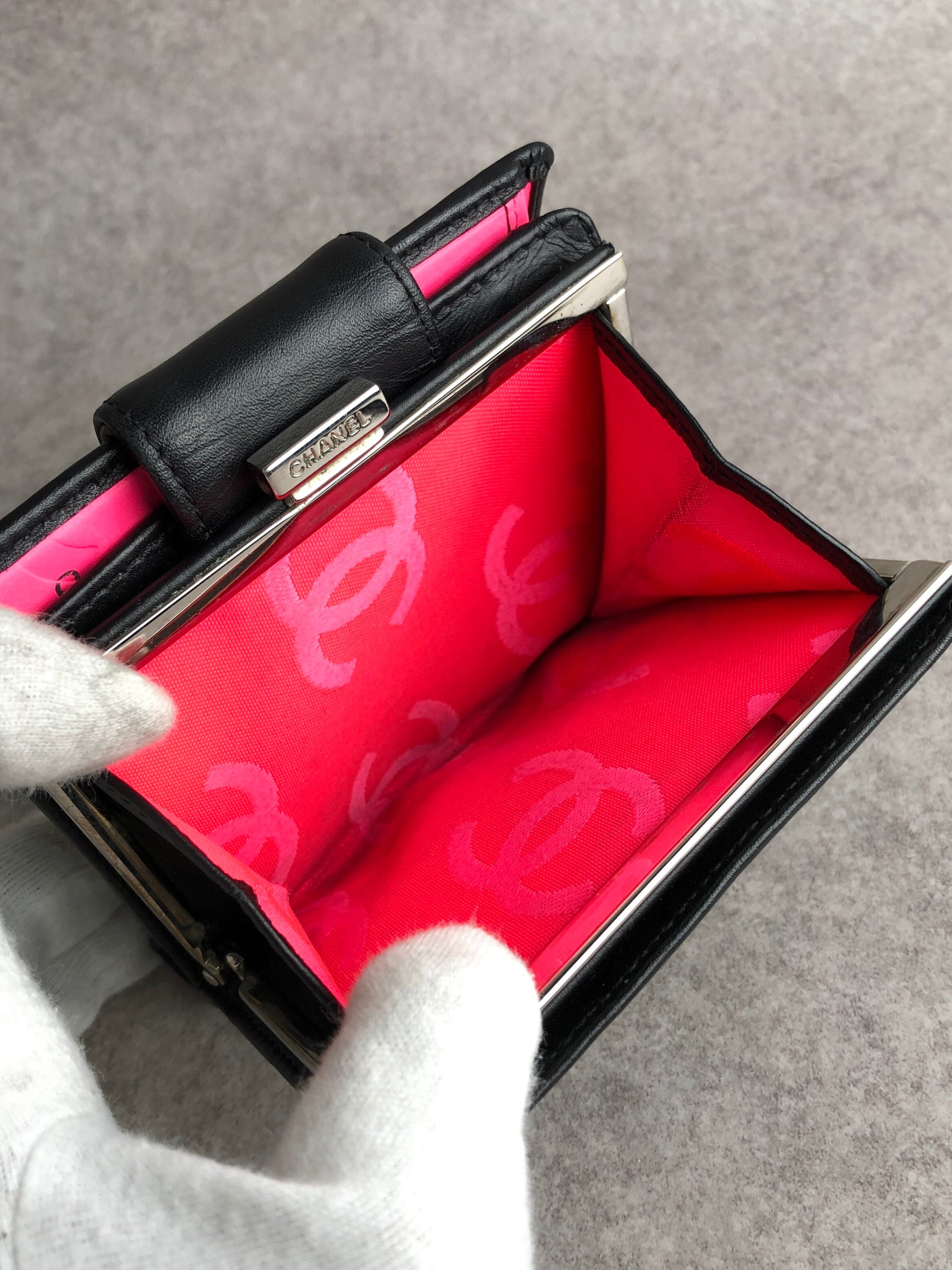 チ*ェ様 CHANEL　二つ折り財布 カンボンライン ココマーク マトラッセ ラ CHANEL シャネル カンボンライン 財布 ブラック ココマーク レザー 二