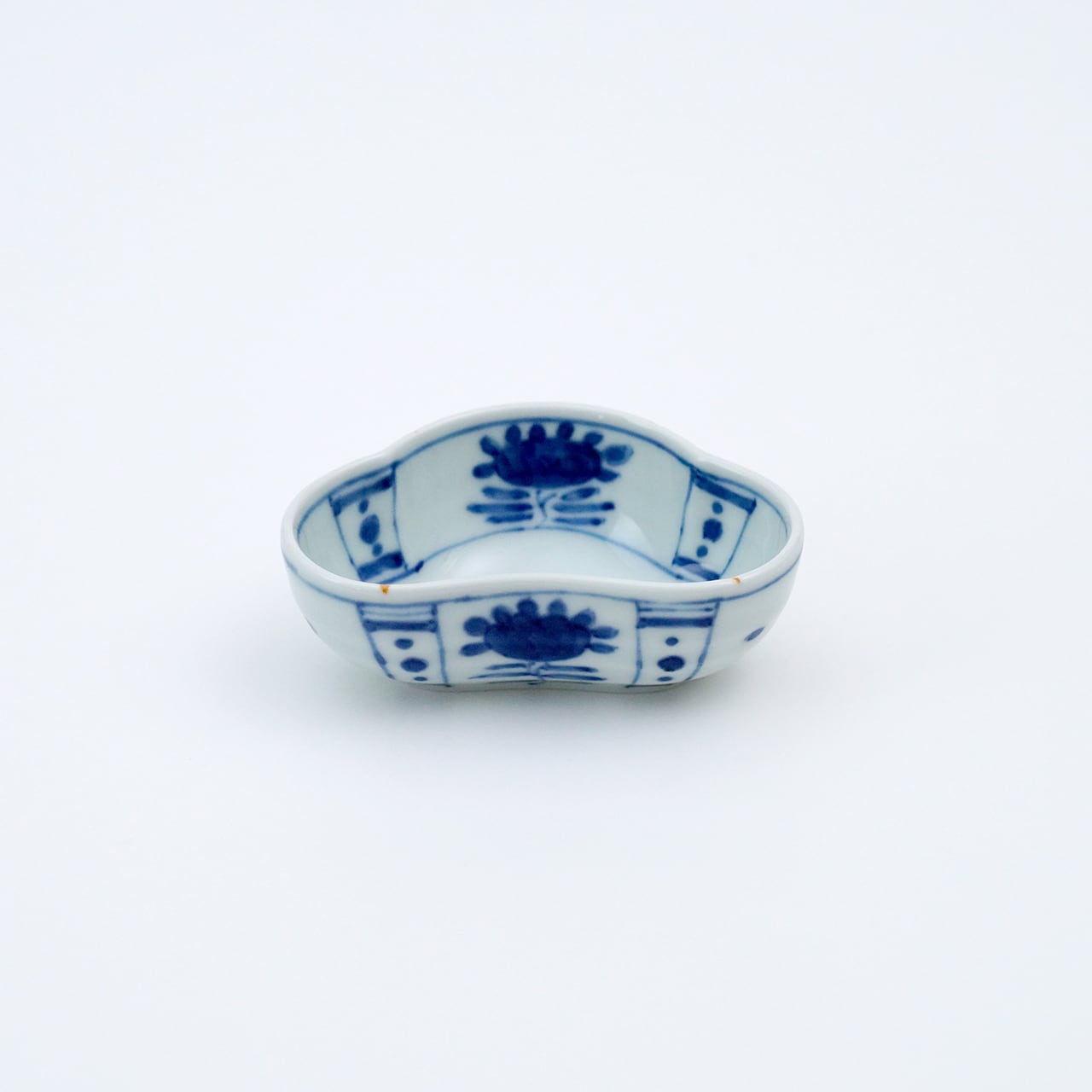 染付芙蓉手(虫喰) 松型千代口