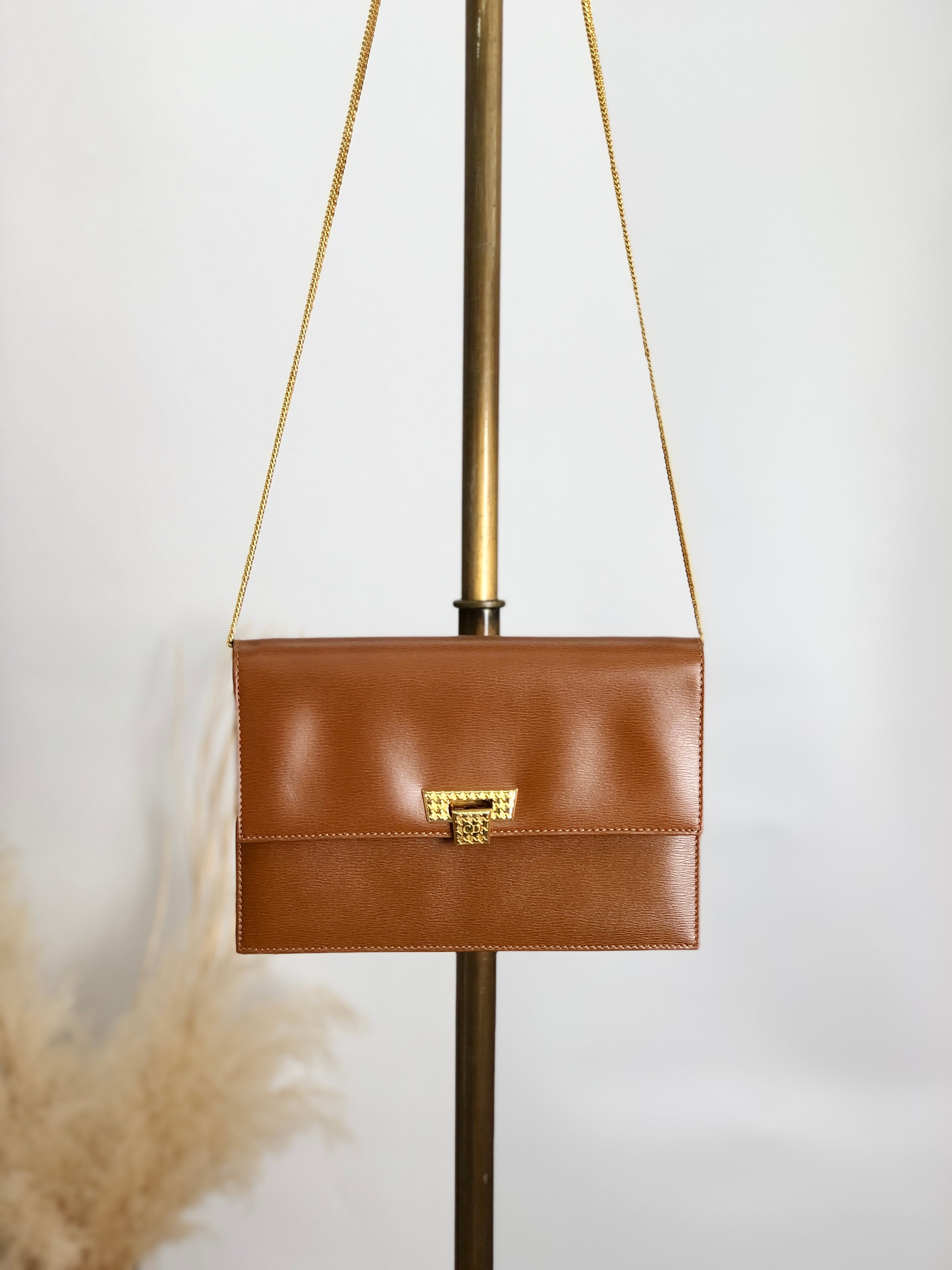 クリスチャンディオール ショルダーバッグ チェーン ブラウン レザー 中古・古着通販】Christian Dior (クリスチャン ディオール) チェーン