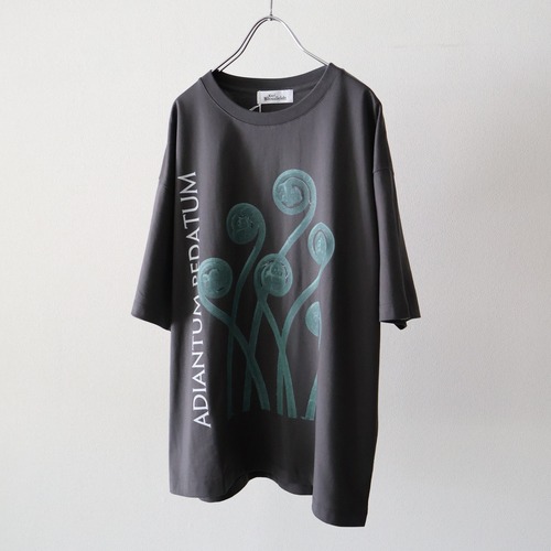 Karl Blossfeldt  “ ADIANTUM PEDATUM T-Shirt ( SUMI )”