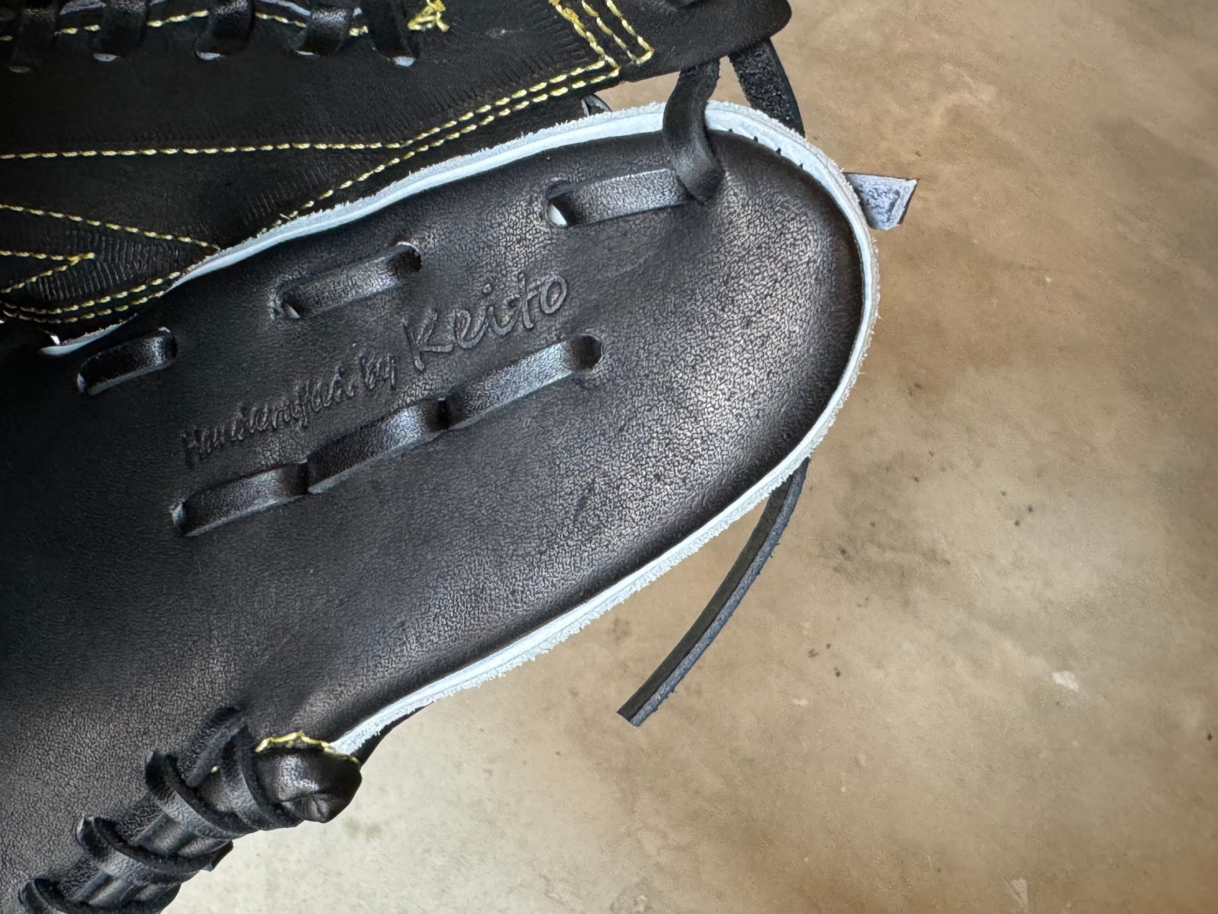 展示会限定モデル【ATOMS】硬式用グローブ 左投げ投手用 西窪職人作