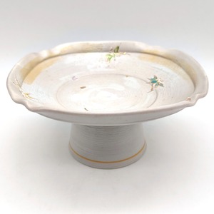 高台盛鉢・白釉・色絵草花紋・和食器・陶器・No.260718-10・梱包サイズ60