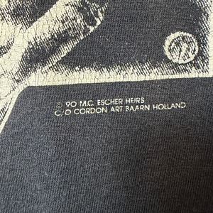 90's M.C.Escher "Drawing Hands" Printed T-shirts SOFTEE USA 90年代 アメリカ エッシャー 描く手 ヴィンテージ ビンテージ だまし絵 アート  TT2026-0051