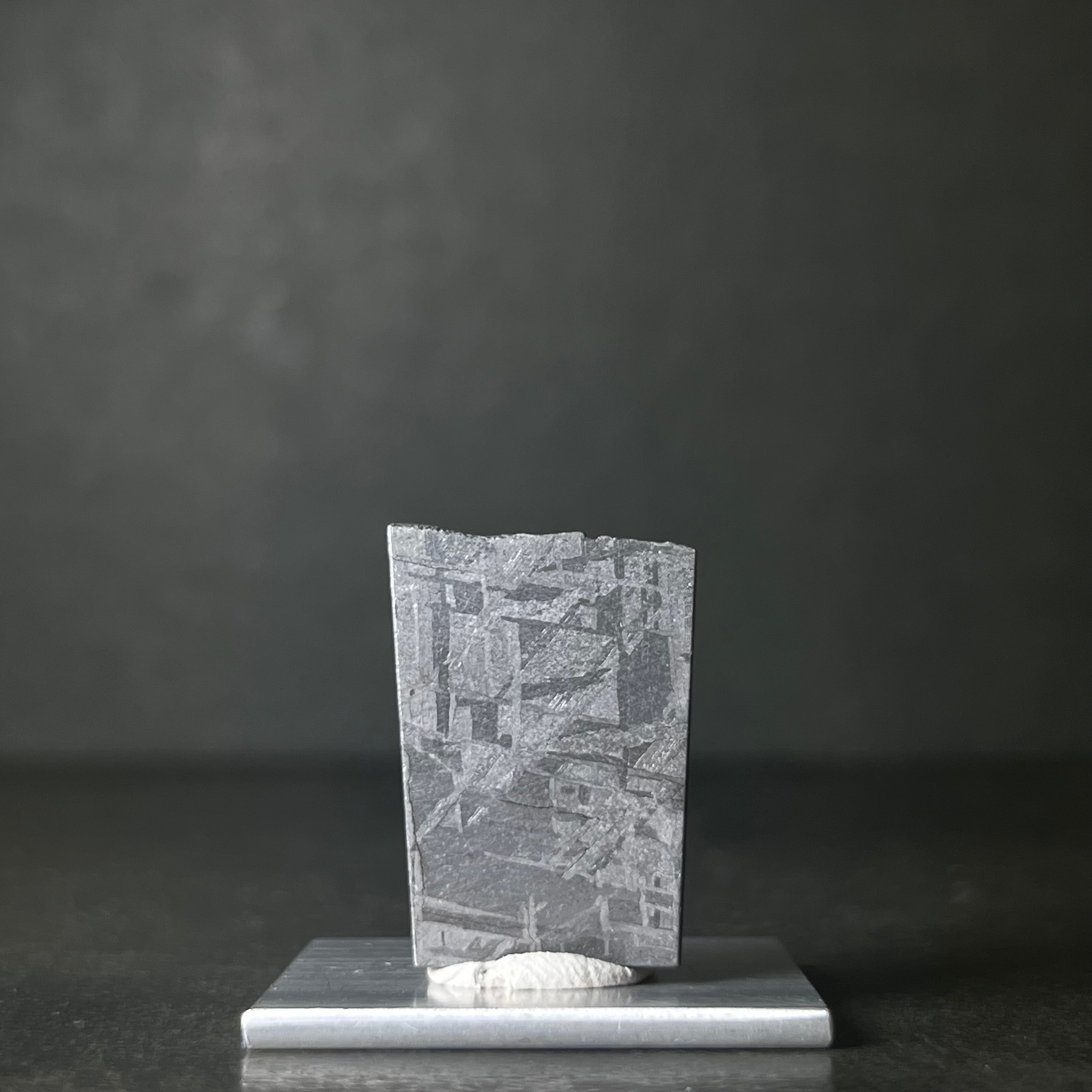 m*k様 ギベオン隕石 Gibeon Meteorite メテオライト 鉄隕石 ギベオン隕石 Gibeon Meteorite 26101707 | 【隕石屋】METEOS（メテオス）