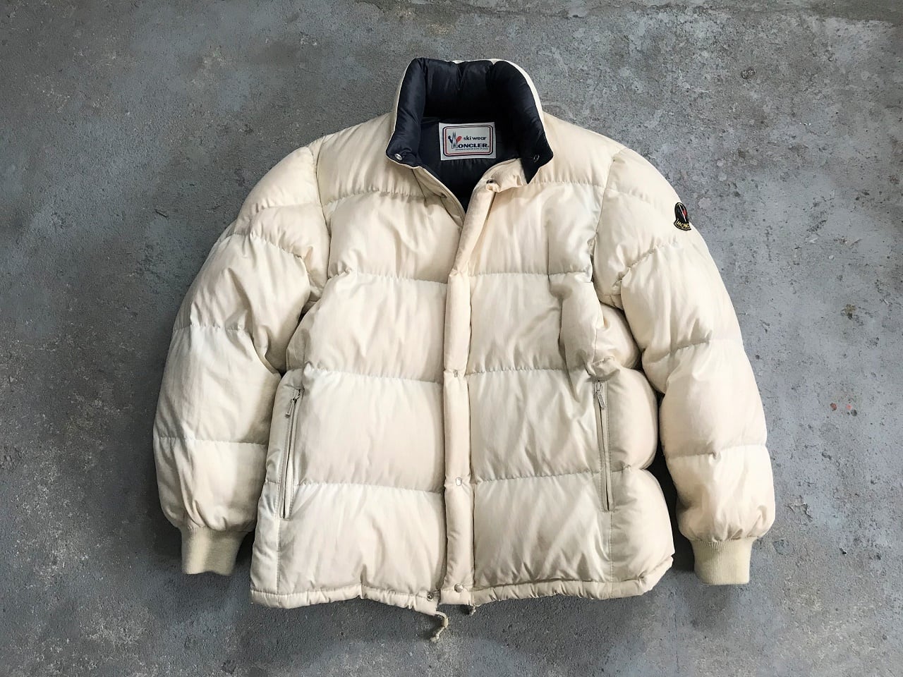 80~90s MONCLER white down jacket