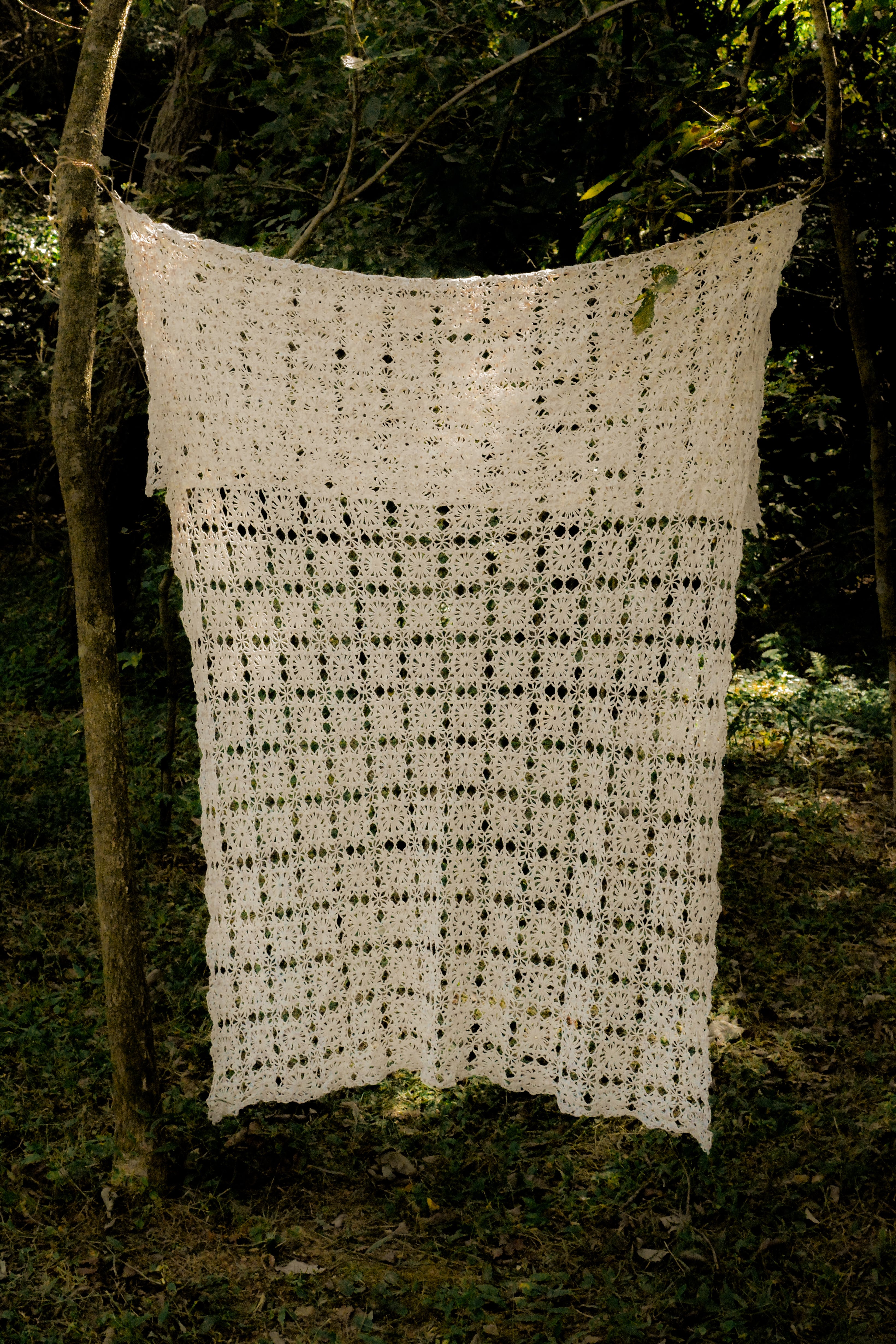 Vintage ivory crochet lace tablecloth