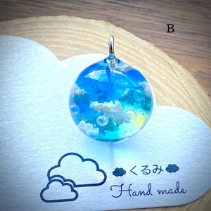 空＆雲ペンダント まん丸 青空とシャボン玉 B